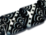 10205414 - Four Elegant Lady Pillow Beads