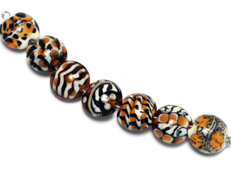 10302602 - Seven Animal Prints Lentil Beads
