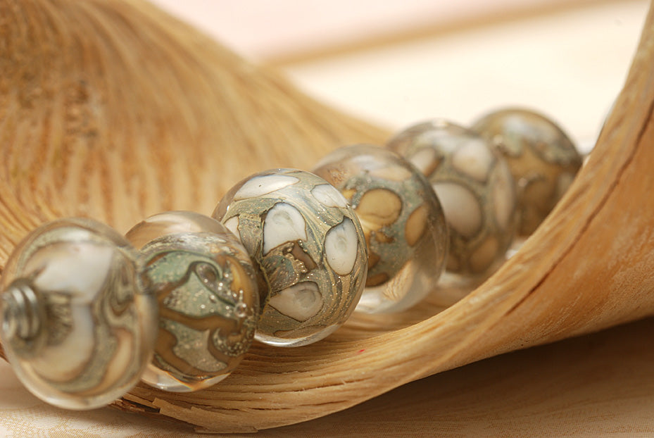 10303401 - Seven Ivory w/Crystal Clear Rondelle Beads