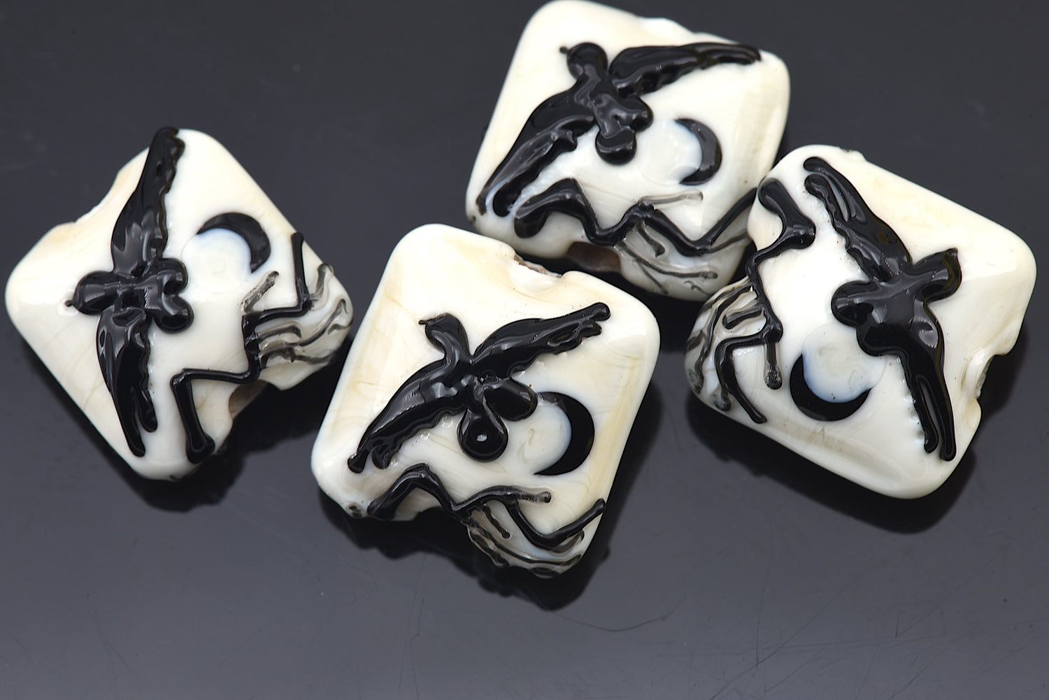 10306414 - Four Flying Raven Pillow Beads