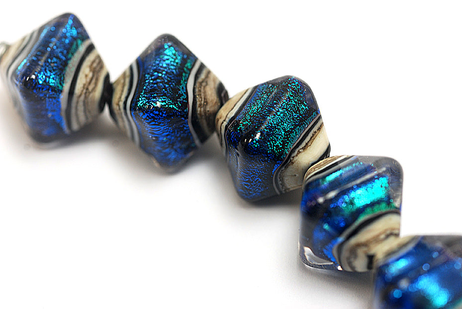 10411907 - Five Ocean Ridge Crystal  Shaped Beads