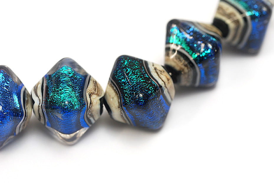 10411907 - Five Ocean Ridge Crystal  Shaped Beads