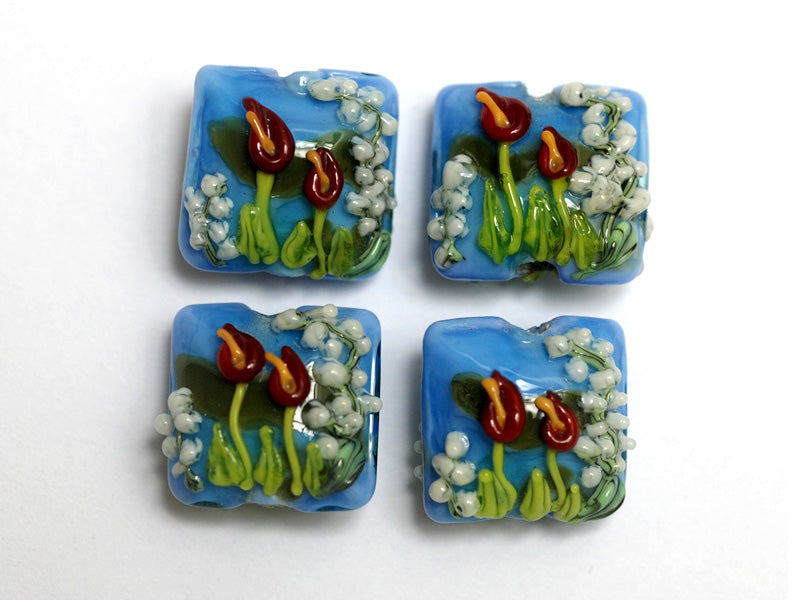 10414114 - Four Red Calla Lily Lake Pillow Beads