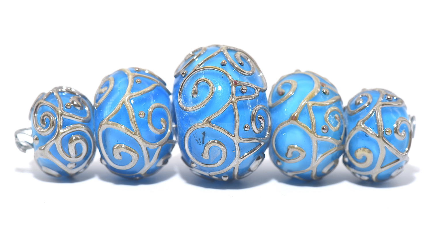 10416311 - Five Pastel Turquoise Blue Rondelle Beads