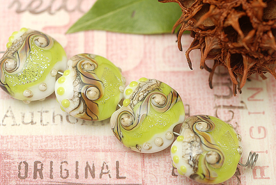10505612 - Four Lime Stardust Lentil Beads
