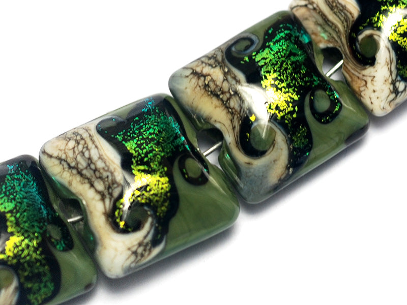 10506414 - Four Olivine Pillow Beads