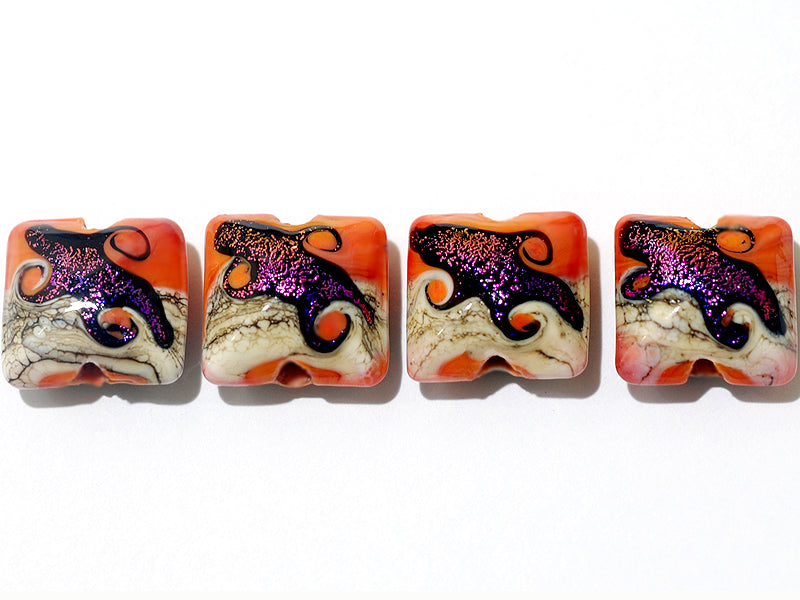 10706414 - Four Magic Moment Waves Pillow Beads