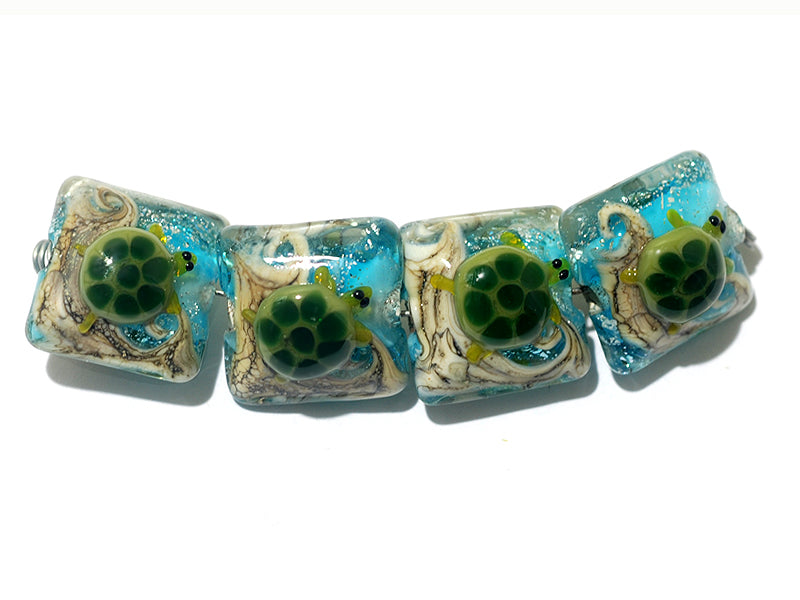 11606014 - Four Turtle Cove Pillow Beads