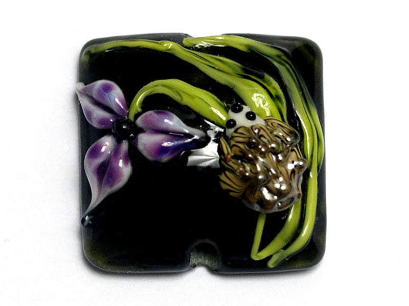 11839104 - Iris and Critter Pillow Focal Bead