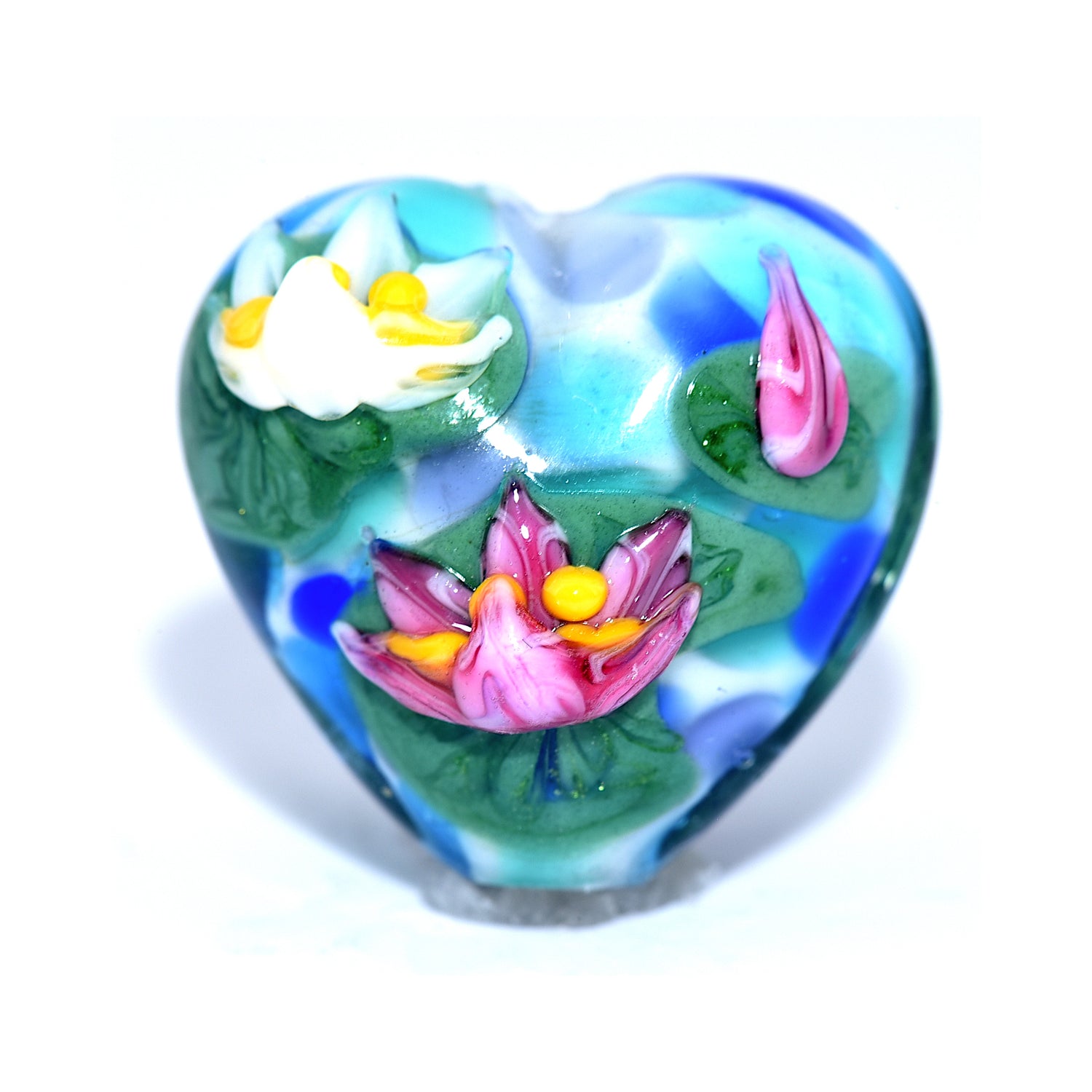 11842405 - Water Lily Pond Heart