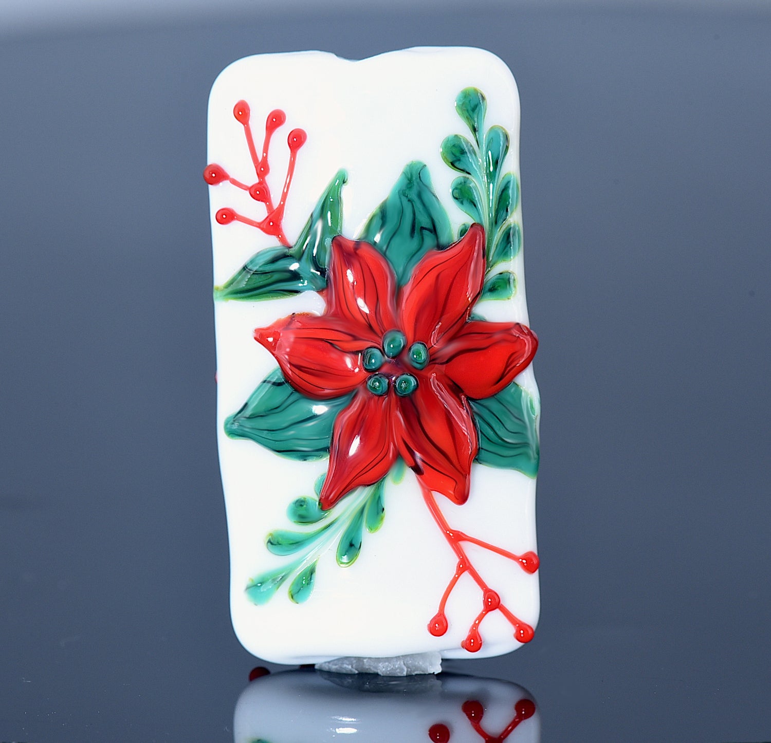 11843403 - Red Poinsettia Christmas Kalera Focal Bead