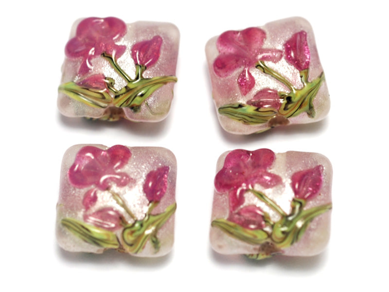 10109314 - Four Fuchsia Flower Pillow Beads