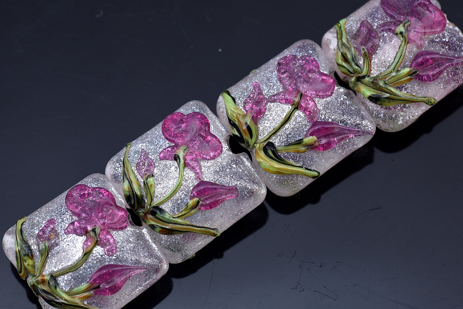 10109314 - Four Fuchsia Flower Pillow Beads