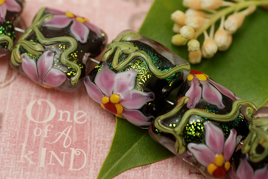 10109404 - Seven Kelly's Elegance Pillow Beads