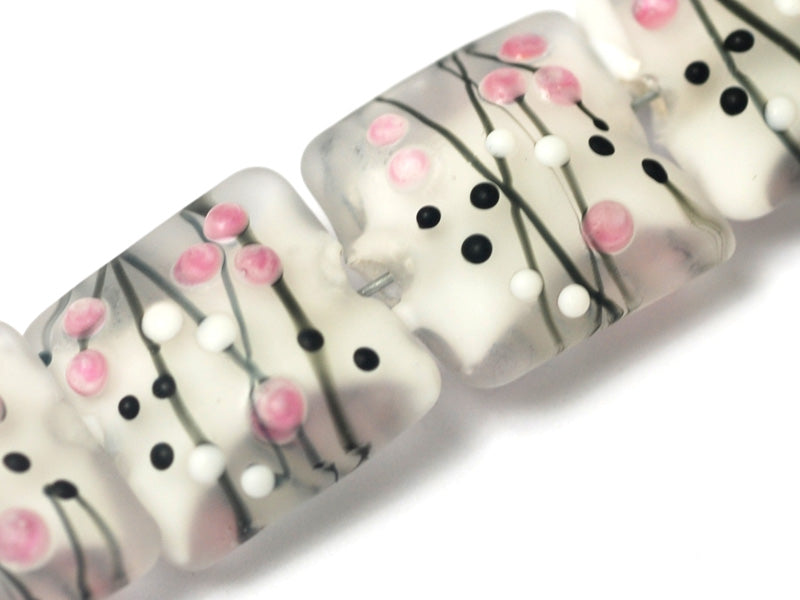 10109614 - Four Champagne Party Pillow Beads