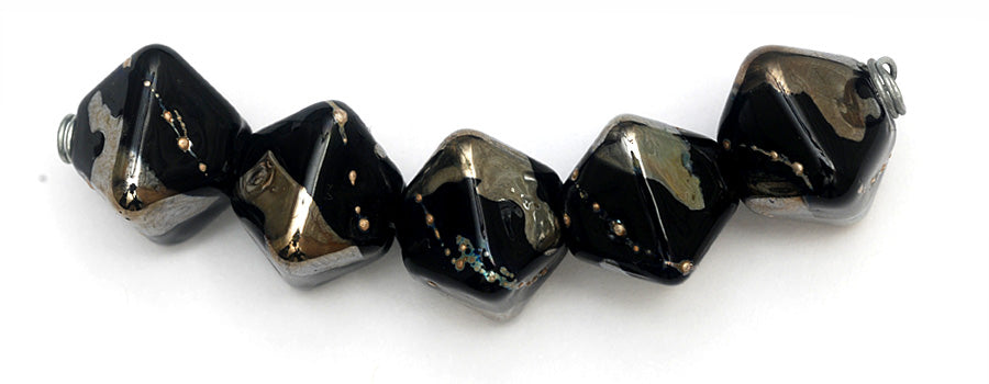 10204107 - Five Elegant Black Metallic Crystal Beads