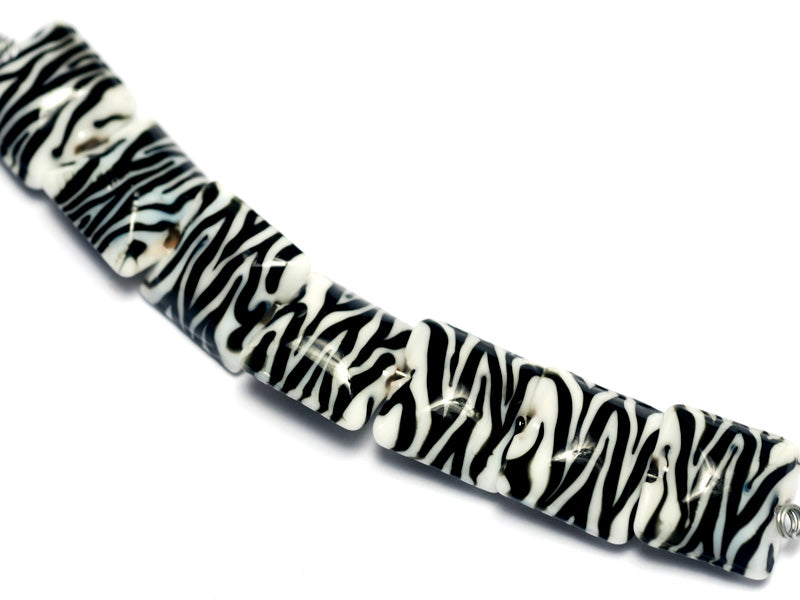 10204404 - Seven Zebra Stripes Pillow Beads