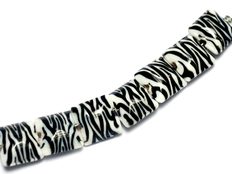 10204404 - Seven Zebra Stripes Pillow Beads