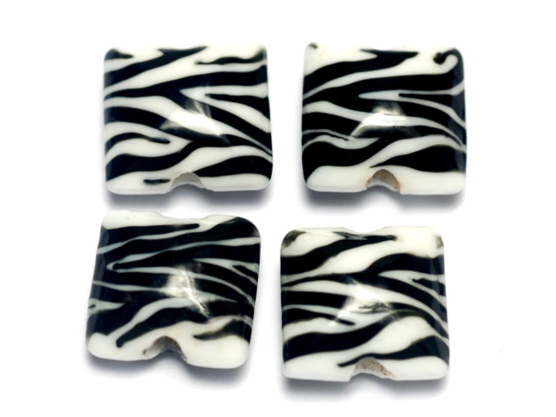 10204414 - Four Zebra Stripes Pillow Beads