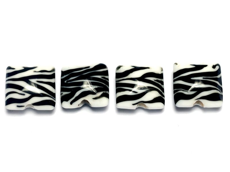 10204414 - Four Zebra Stripes Pillow Beads