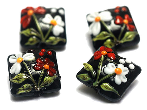 10205014 - Four Maria's Bouquet Pillow Beads