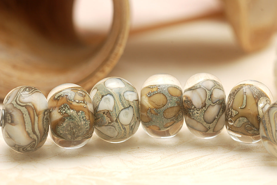 10303401 - Seven Ivory w/Crystal  Clear Rondelle Beads