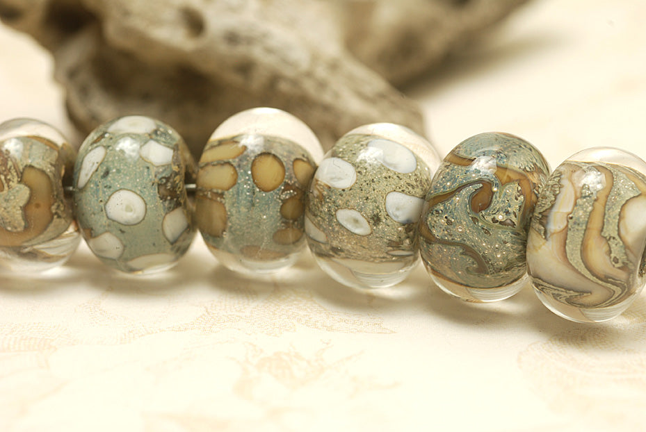10303401 - Seven Ivory w/Crystal  Clear Rondelle Beads