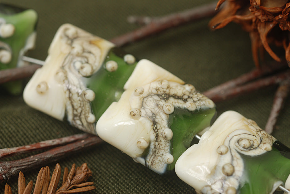 10406204 - Seven Green w/Dark Ivory Pillow Beads