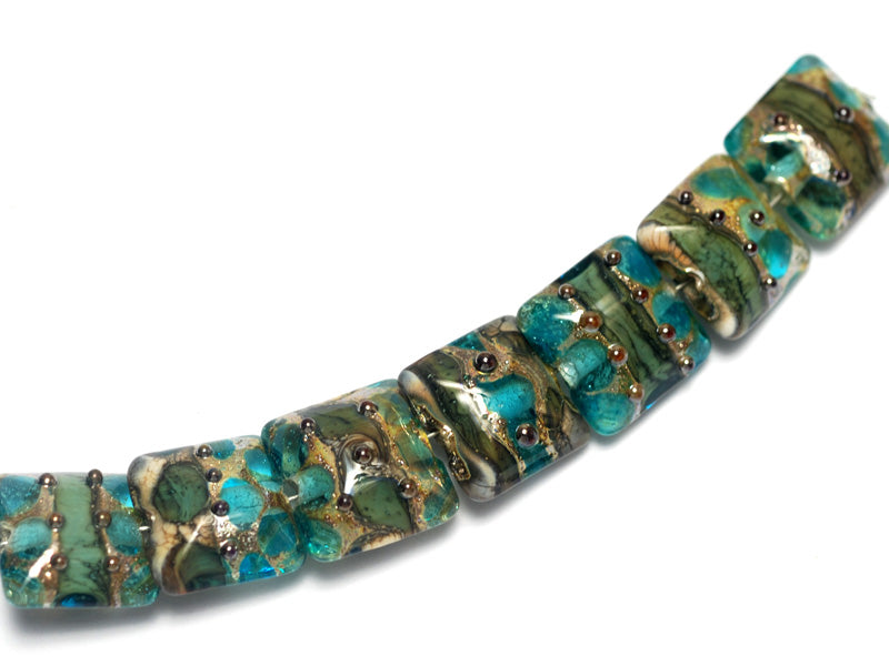 10406704 - Seven Ocean Blue w/Silver Foil Pillow Beads