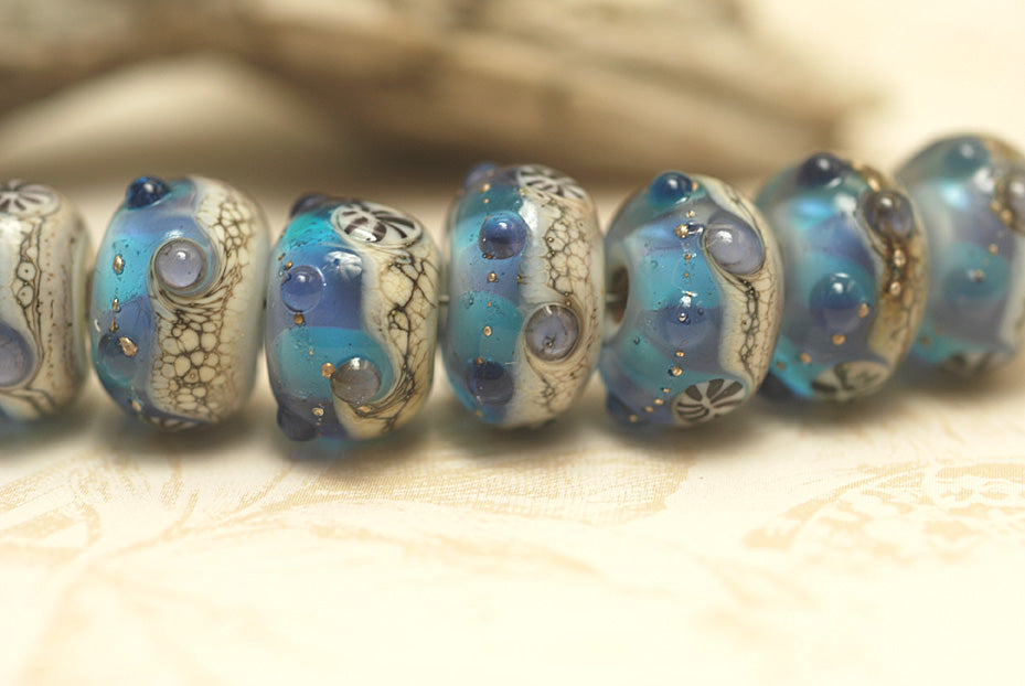 10407101 - Seven Seashell Beach Rondelle Beads