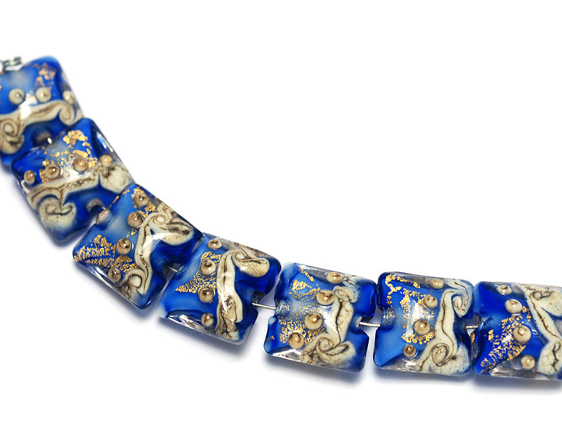 10410004 - Seven Cobalt Treasure Pillow Beads