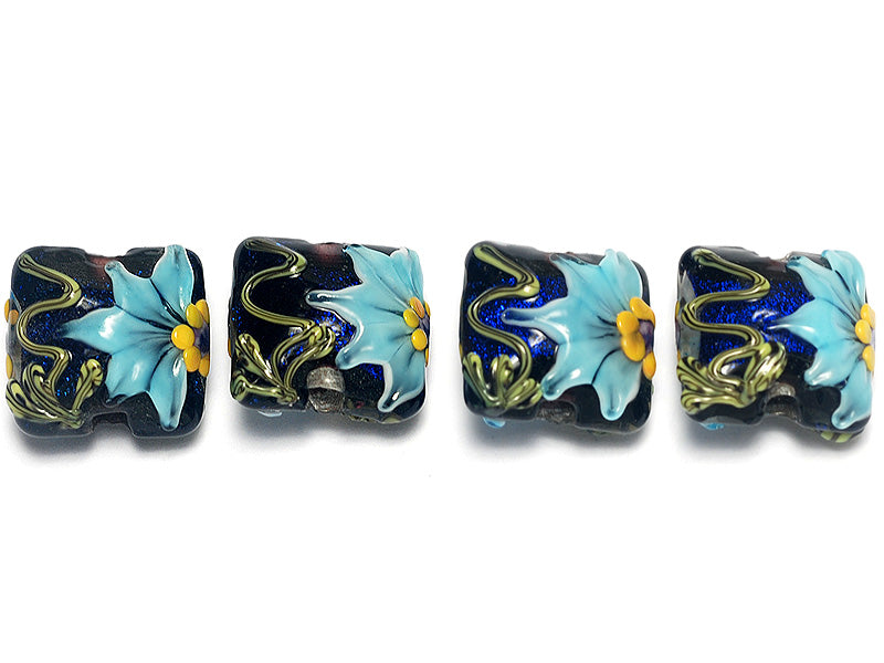 10411214 - Four Azure's Elegance Pillow Beads