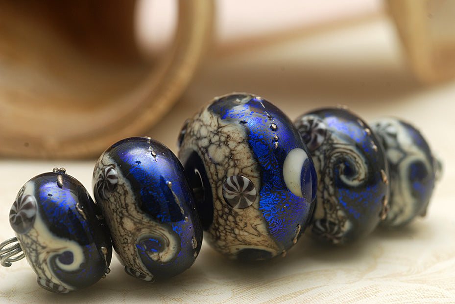 10411411 - Five Graduated Cobalt Celestial Rondelle Beads