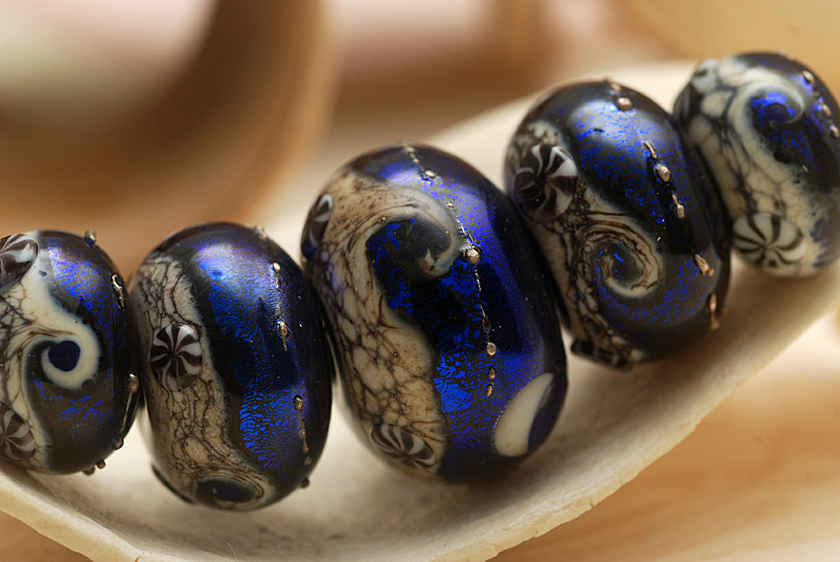 10411411 - Five Graduated Cobalt Celestial Rondelle Beads