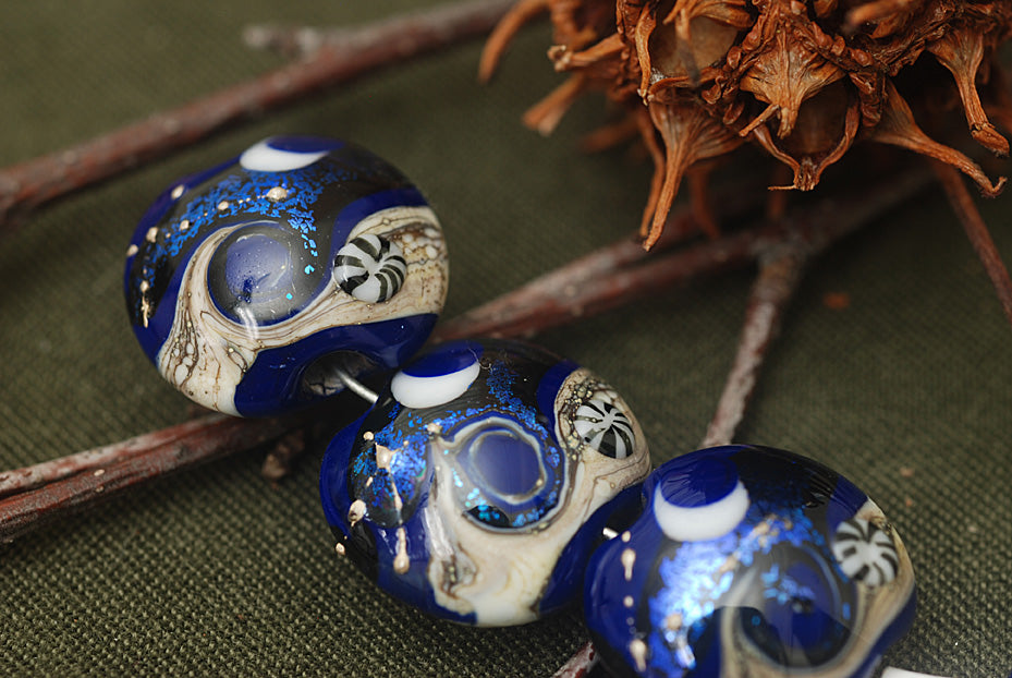 10411412 - Four Cobalt Celestial Lentil Beads