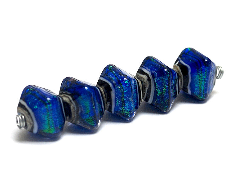 10413007 - Five Sapphire Sea Shimmer Crystal  Shaped Beads