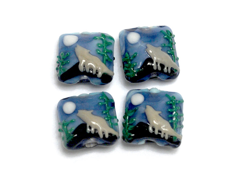 10414514 - Four Howling at the Moon Pillow Beads