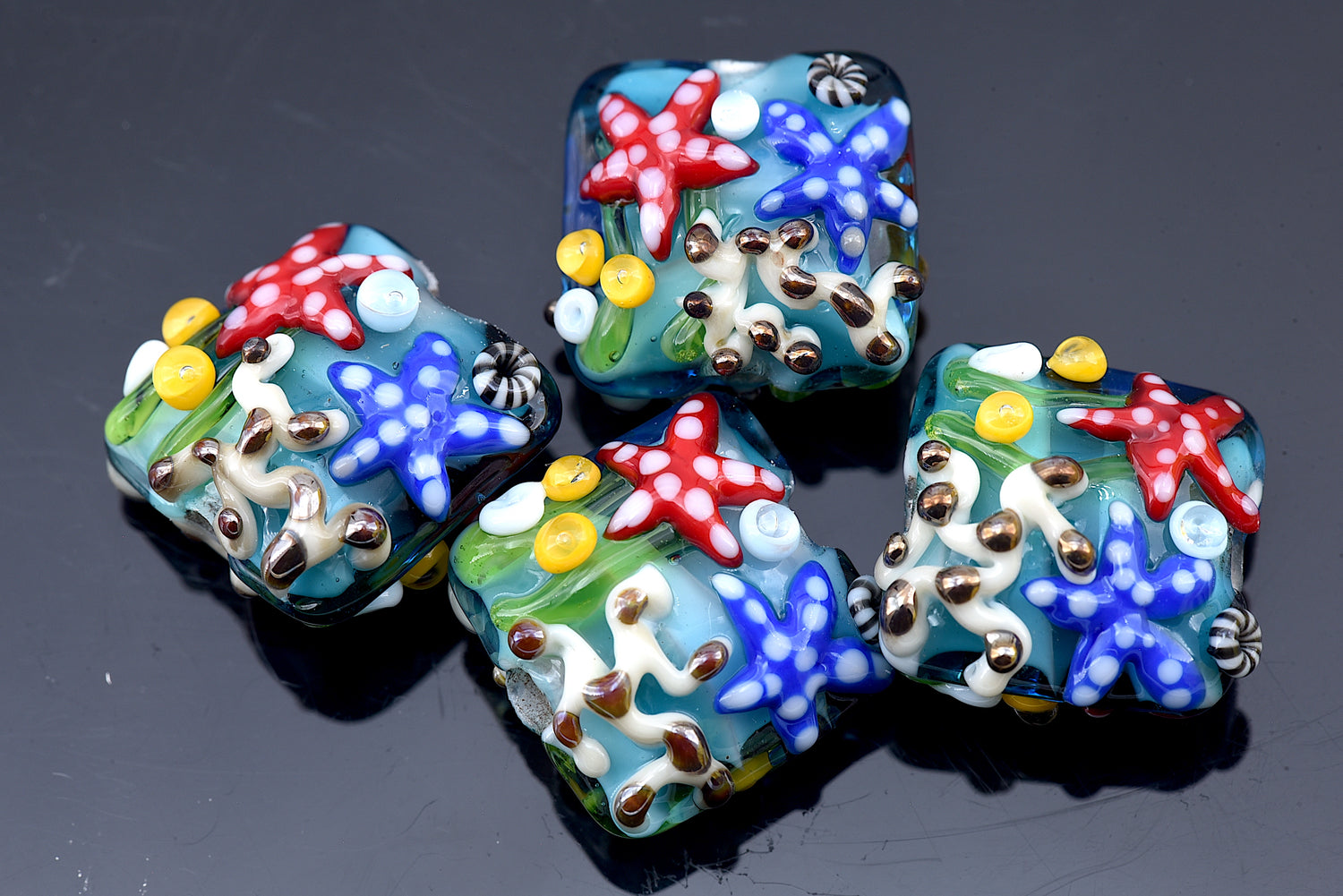 10415414 - Four Under The Sea, Sea Star and Coral Pillow Beads