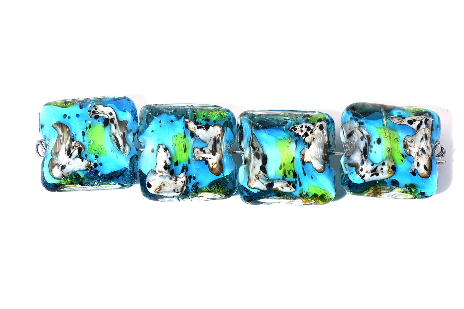 10416414 – Four Java Moss Pond Pillow Beads
