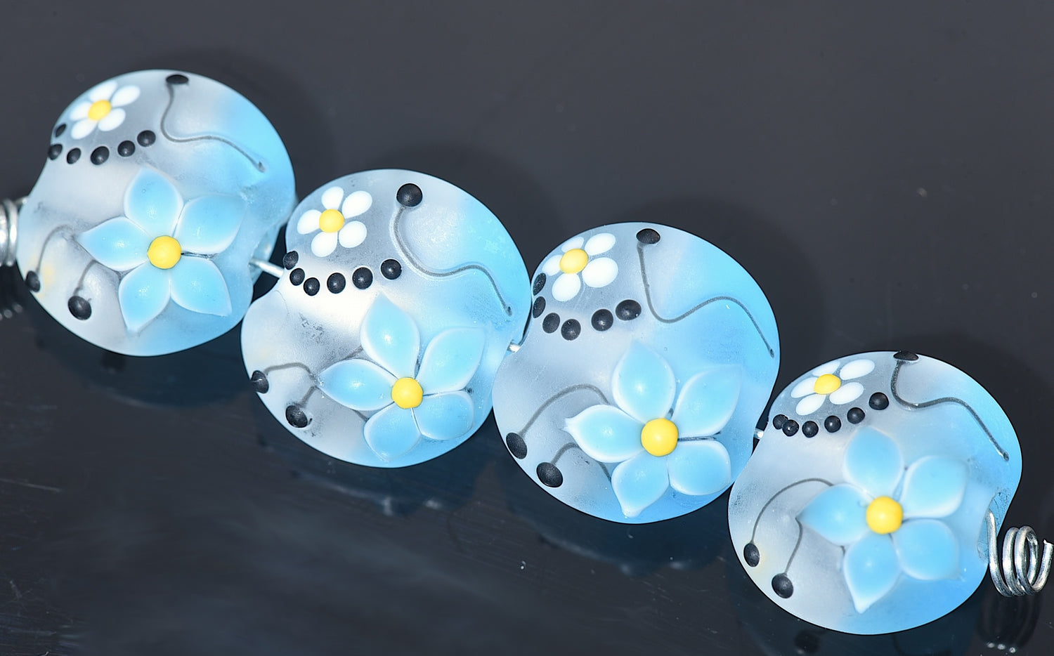 10416512 - Four Sky Dew Lentil Beads