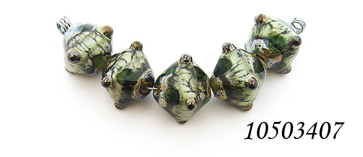 10503407 - Five Green w/Silver Foil Crystal Beads