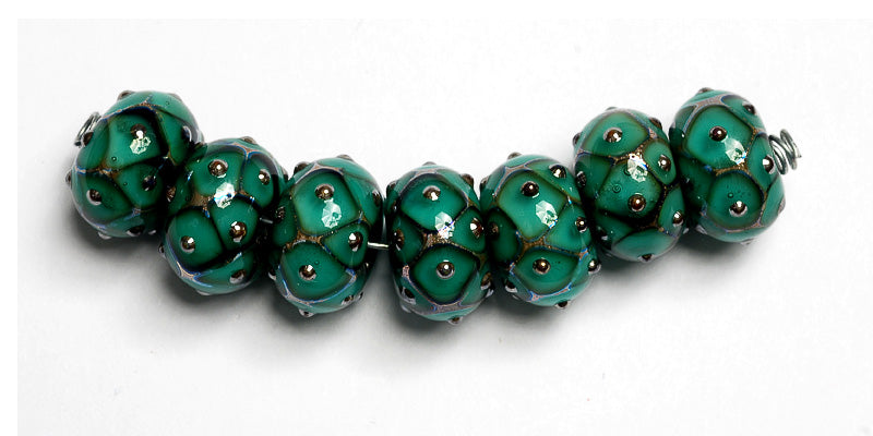 10505101 - Seven Ocean Green w/Metal Dots Rondelle Beads