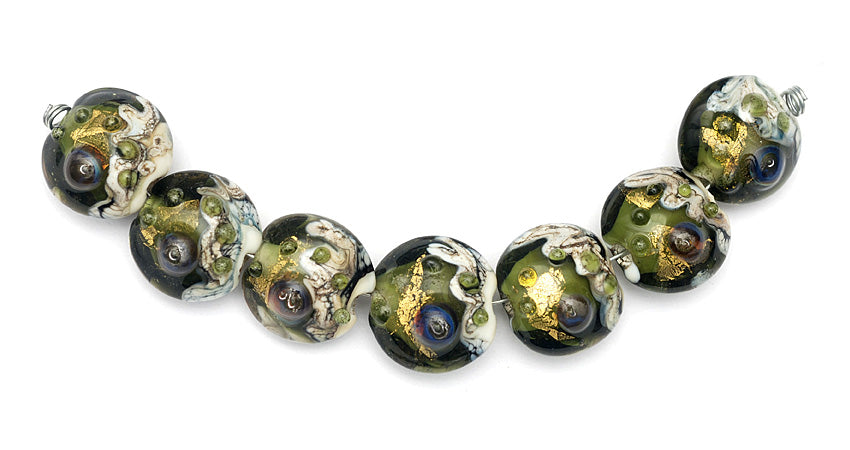 10505202 - Seven Emerald Treasure Lentil Beads