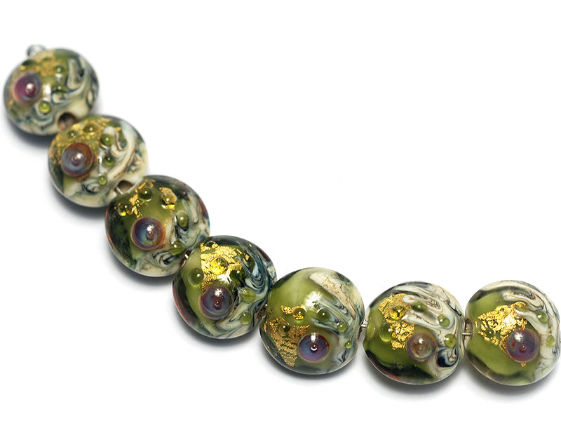10505202 - Seven Emerald Treasure Lentil Beads