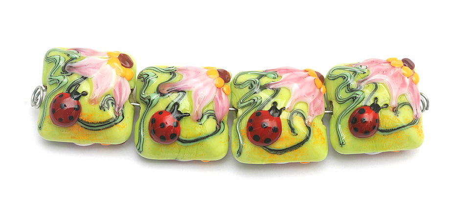 10506014 - Four Ladybug on Spring Green Pillow Beads