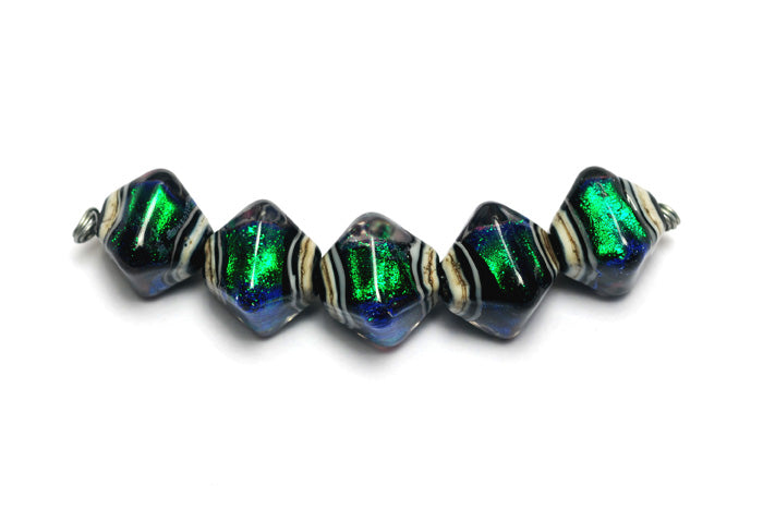 10506207 - Five Emerald Ridge Crystal  Shaped Beads