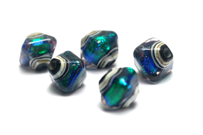 10506207 - Five Emerald Ridge Crystal  Shaped Beads
