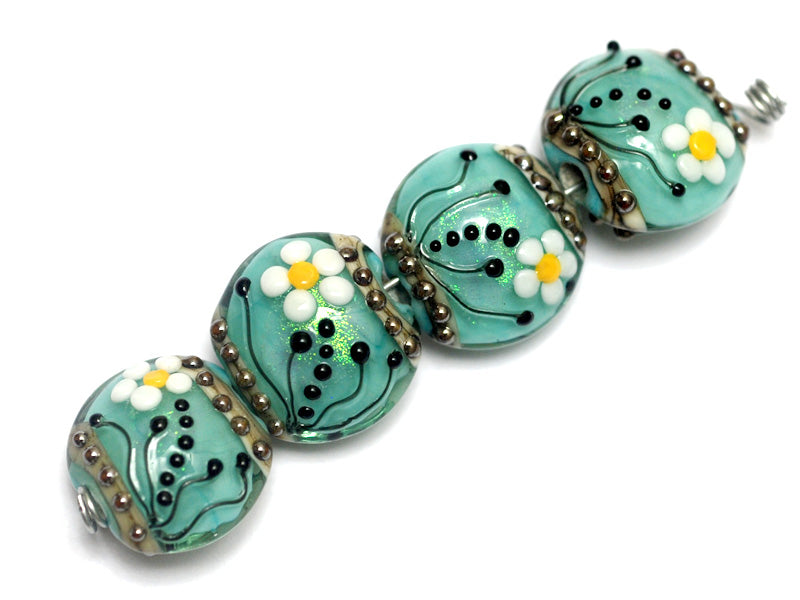 10508512 - Four Seafoam Florals Lentil Beads