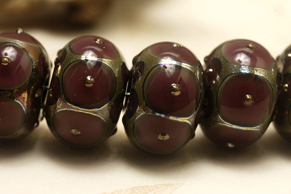 10601721 - Six Plum w/Metal Dots Rondelle Beads