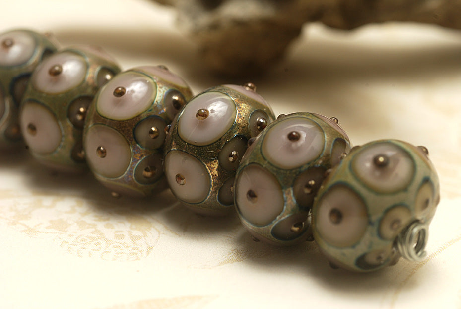 10602801 - Seven Lavender Pink w/Metal Dots Rondelle Beads